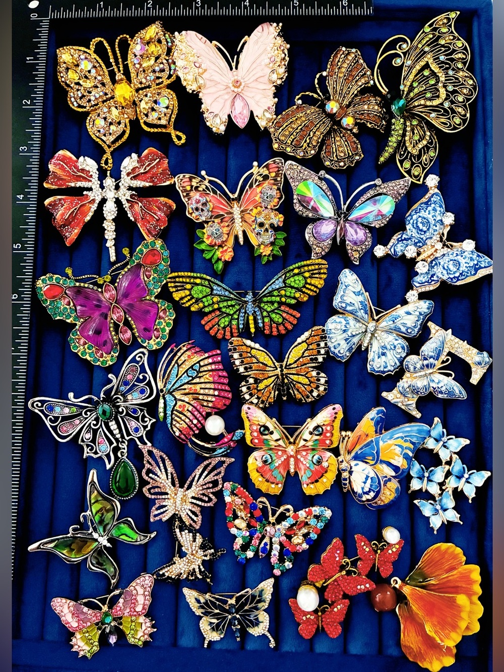 Lot of 25 Butterfly Brooch Pins Rhinestone Enamel Crystal Statement Jewelry